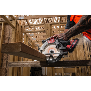 MM PILARKA DO DREWNA i METALU FUEL M18 FCS552-0